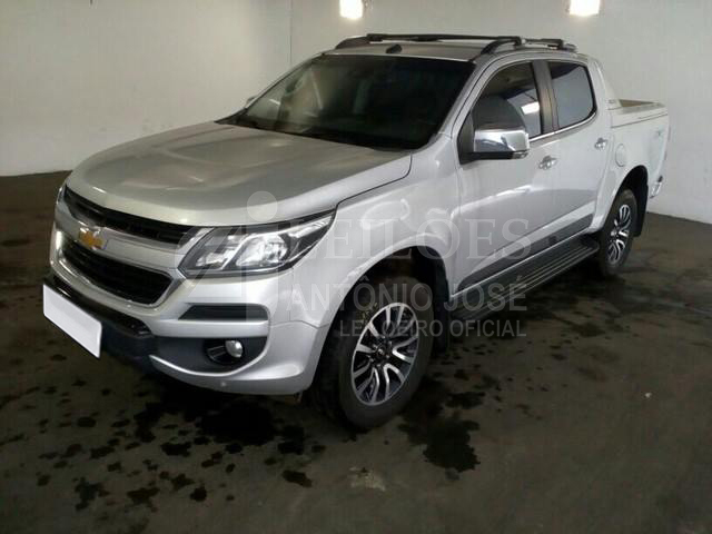LOTE 014 - Chevrolet S10 2.5 2017
