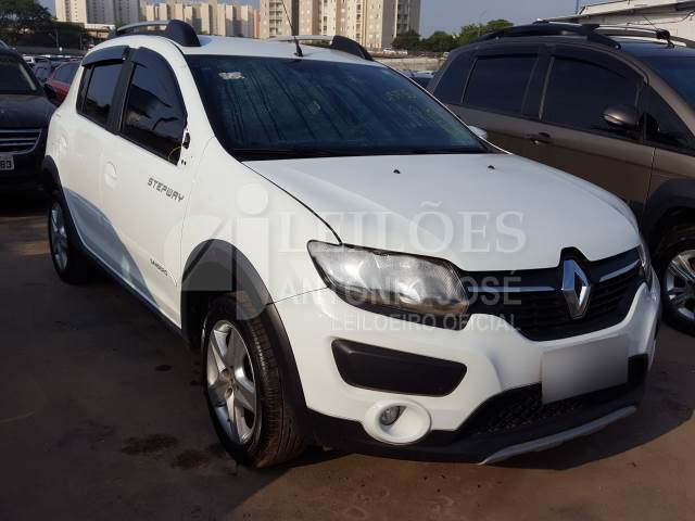 LOTE 018 - Renault Sandero Stepway 1.6 16V SCe 2018