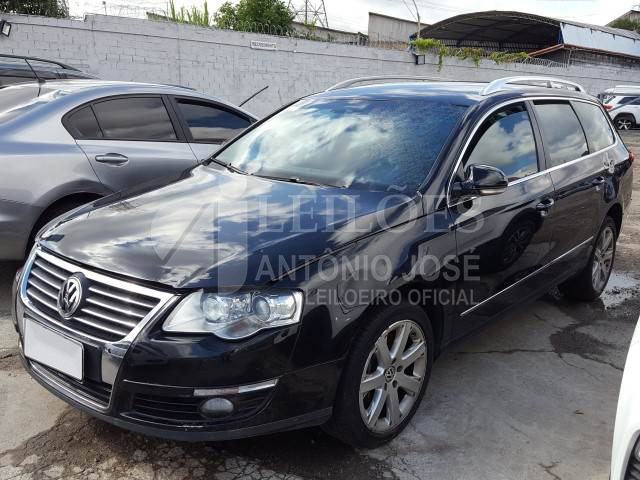 LOTE 038 - VOLKSWAGEN PASSAT VARIANT FSI 3.2 V6 2008