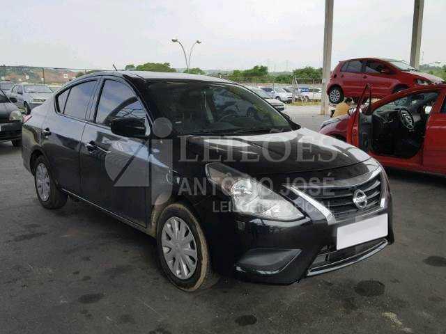 LOTE 039 - NISSAN VERSA SV 1.6 16V 2016