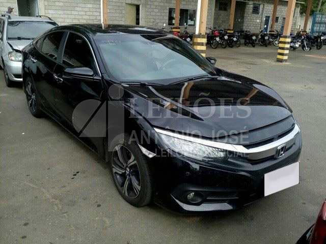 LOTE 028 - HONDA CIVIC TOURING 1.5 16V 
