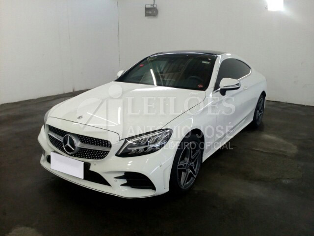 LOTE 020 - Mercedes-Benz Classe C 180  Avantgarde Coupe
