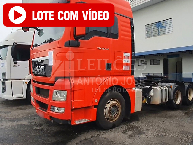 LOTE 004 - Man TGX 28440 6x2 T 2014
