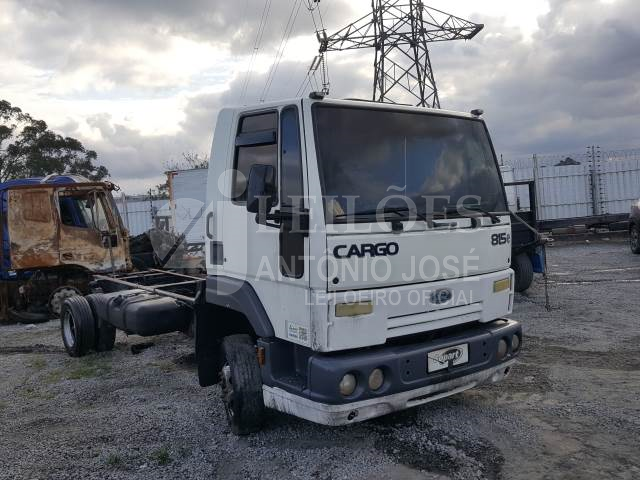 LOTE 011 - FORD CARGO 815E 3.9 TURBO