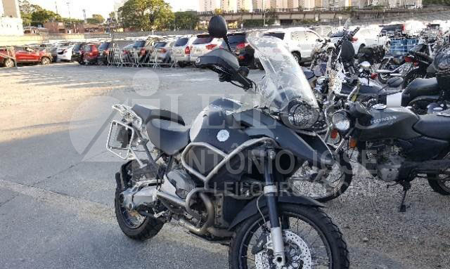 LOTE 004 - BMW R 1200 2012