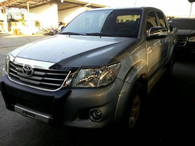 LOTE 069 Toyota Hilux 2.7 SR CD 4x2