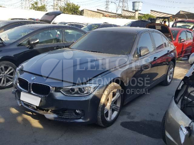 LOTE 011 - BMW 320i ActiveFlex 2015
