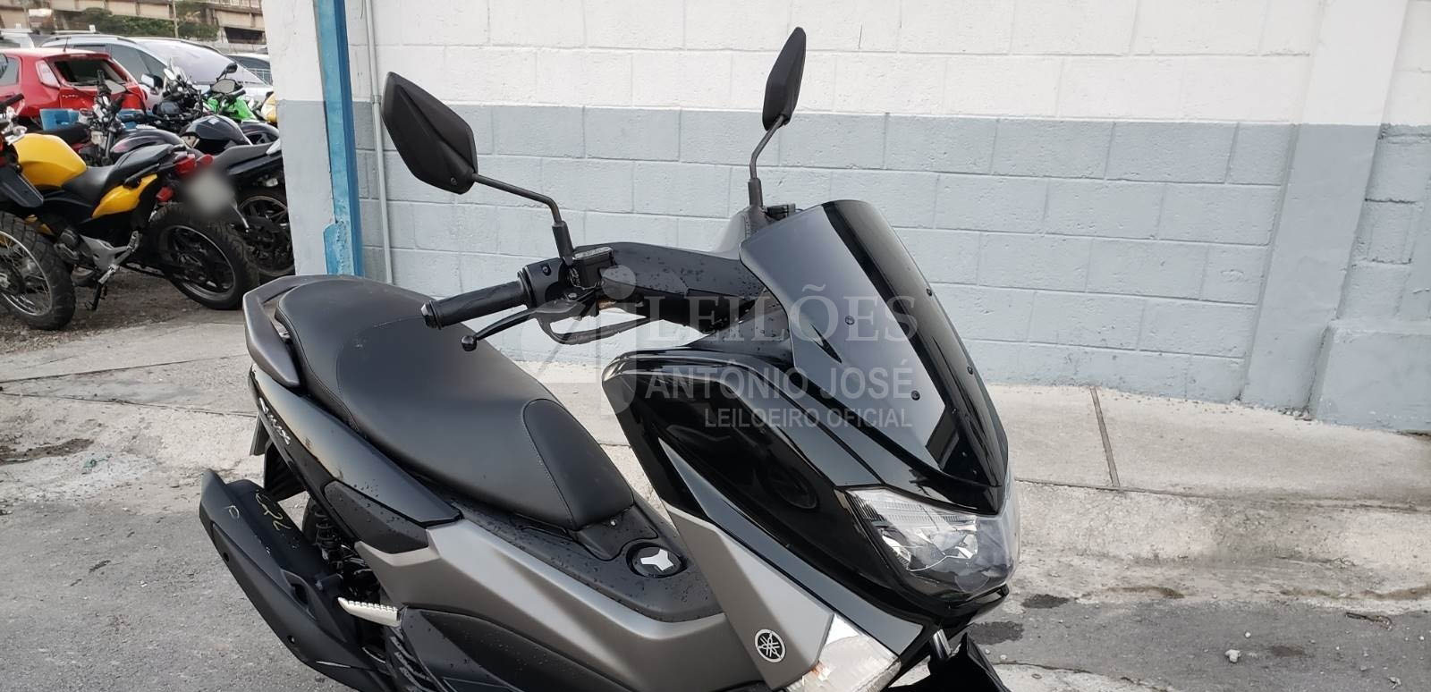 LOTE 006 - YAMAHA NMAX 160 ABS