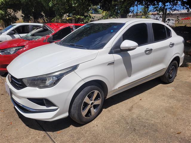 LOTE 030 FIAT CRONOS PREC 1.8