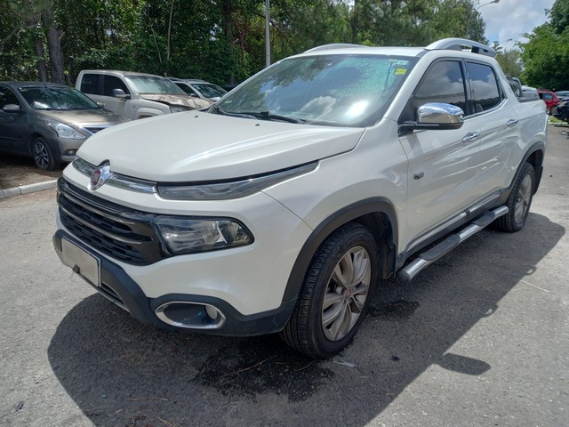 LOTE 044 FIAT TORO RANCH AT9 D4