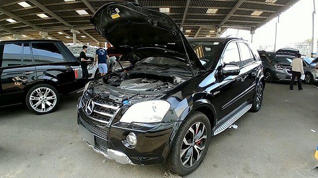 LOTE 062 Mercedes-Benz ML 63 AMG