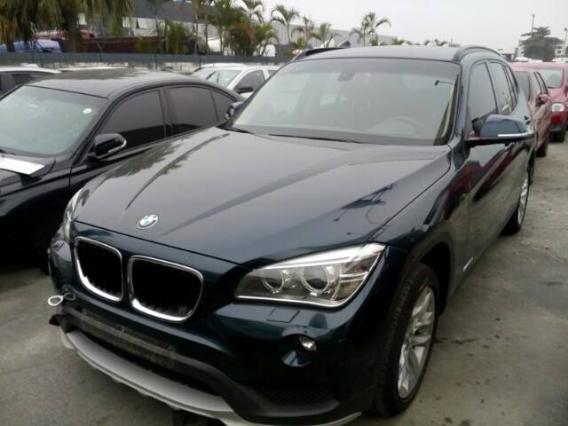 LOTE 048 BMW X1 SDrive 18i 2.0 16V 4x2 2013