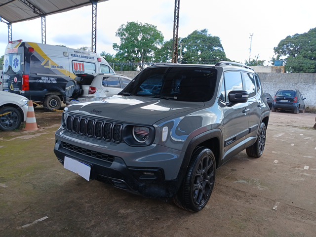 LOTE 019 RENEGADE S T2704X4T 20222022