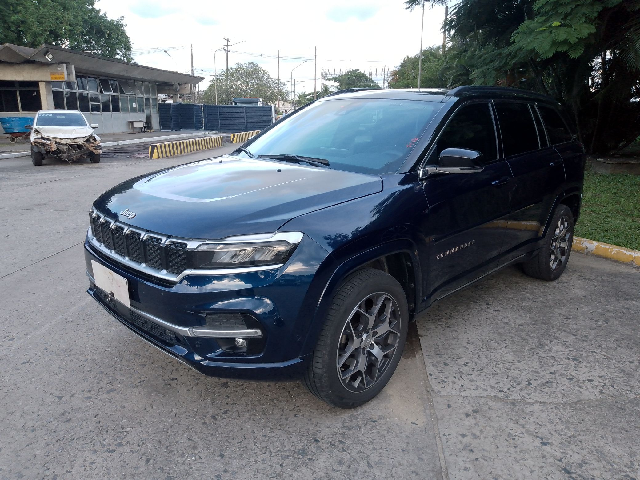 LOTE 031 COMMANDER OVR TD380 2022/2023 