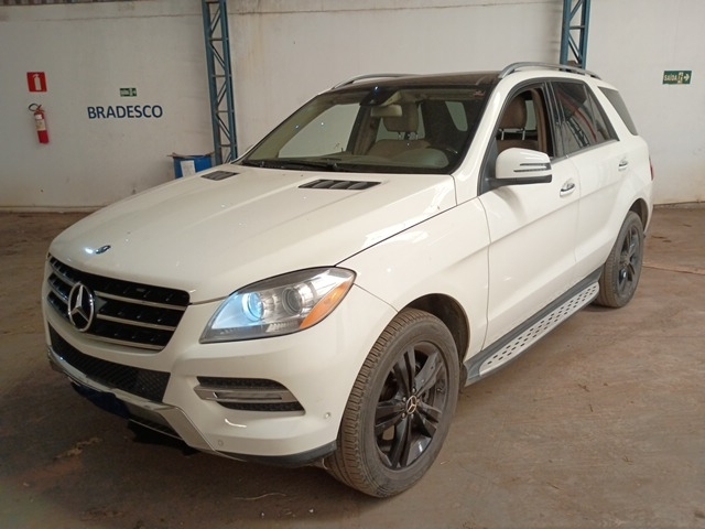 LOTE 004 MERCEDES-BENZ ML 350 BTC