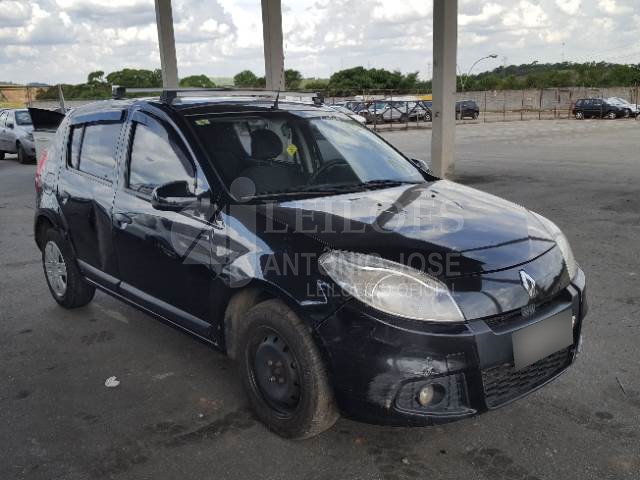 LOTE 023 - RENAULT SANDERO EXPRESSION 1.6 2013
